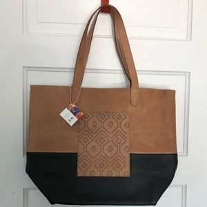 Merit leather tote